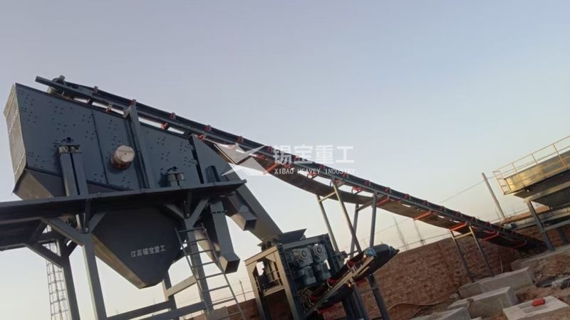 寧夏吳忠瀝青銑刨料破碎篩分設備現(xiàn)場